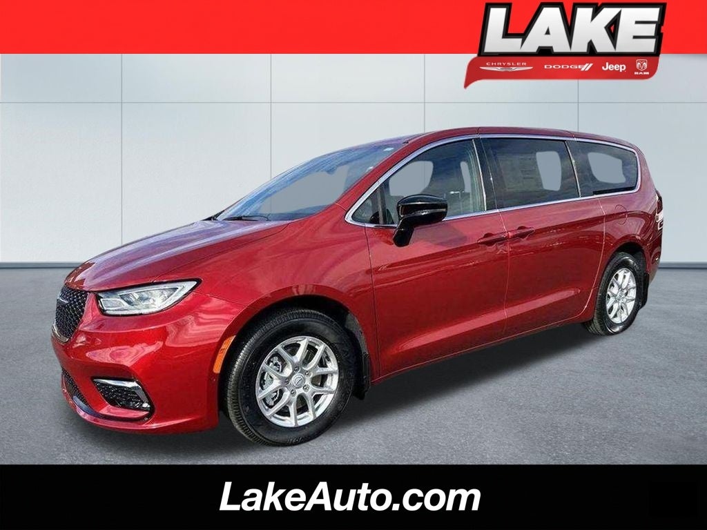 2026 Chrysler Pacifica Select in Red Hot Pearl-Coat Exterior Paint — front three-quarter view