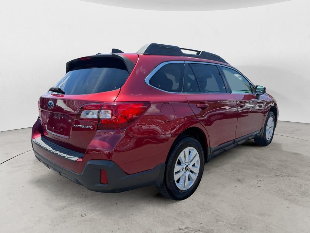 2018 Subaru Outback — detail view