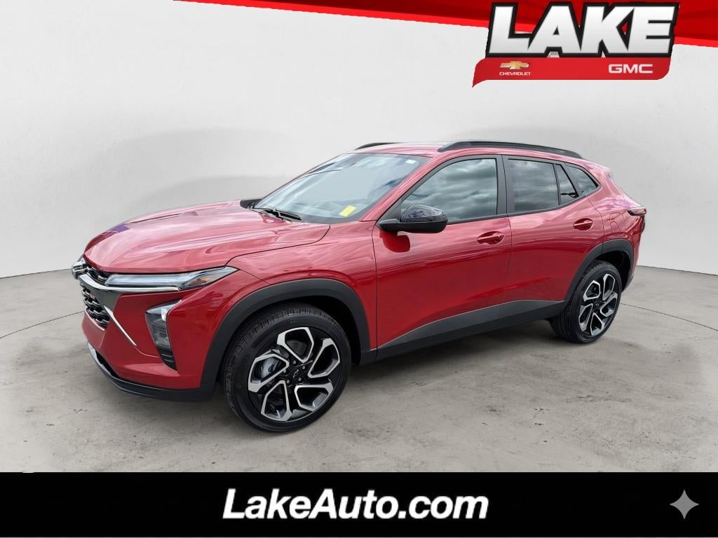 2026 Chevrolet Trax 2RS in Apex Red — front three-quarter view