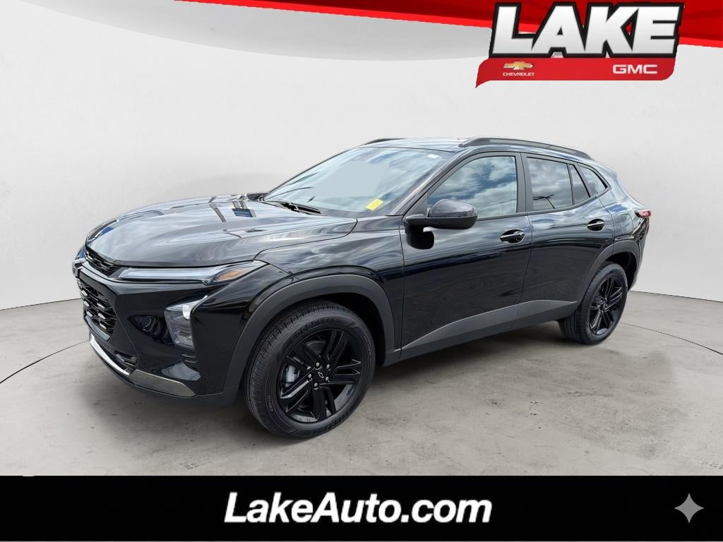 2026 Chevrolet Trax ACTIV in Mosaic Black Metallic — front three-quarter view