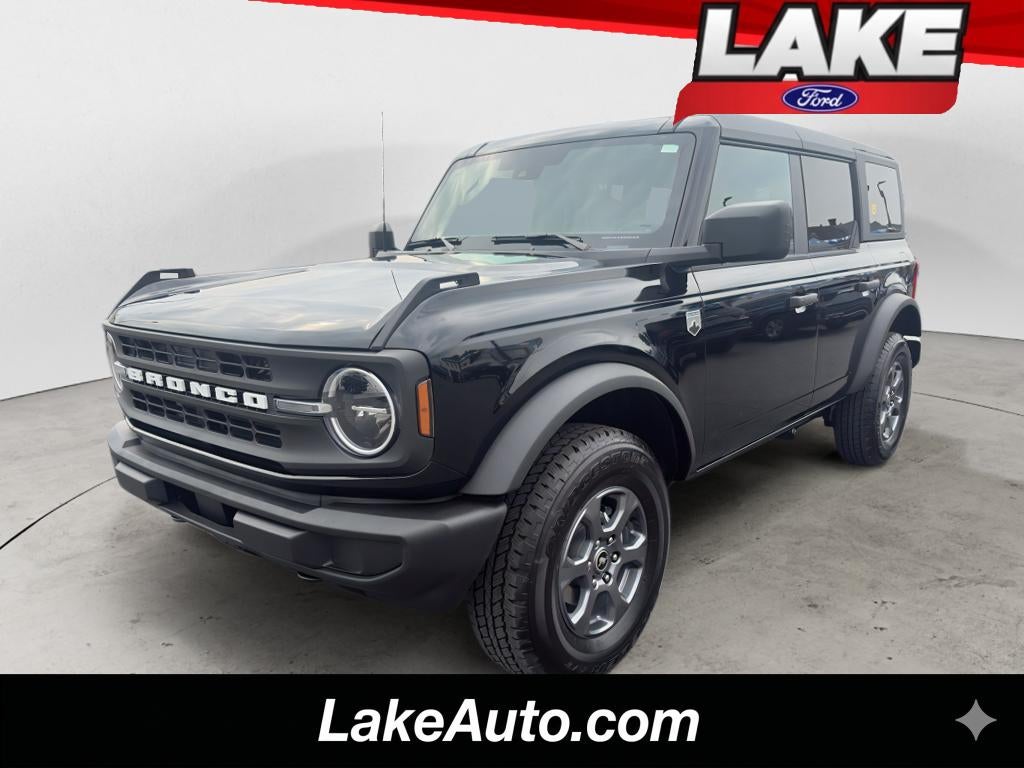 2026 Ford Bronco Big Bend in Shadow Black — front three-quarter view